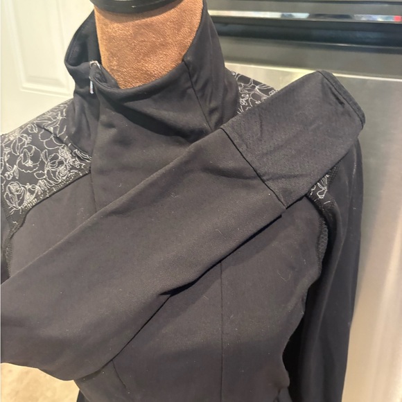 CALIA by Carrie Underwood Black Top with Gold Accents - Picture 4 of 5